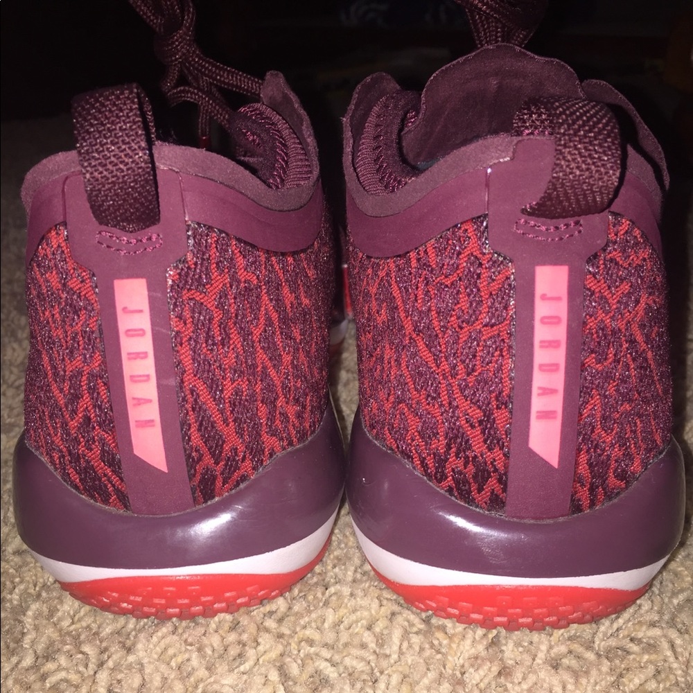 mens burgundy jordans